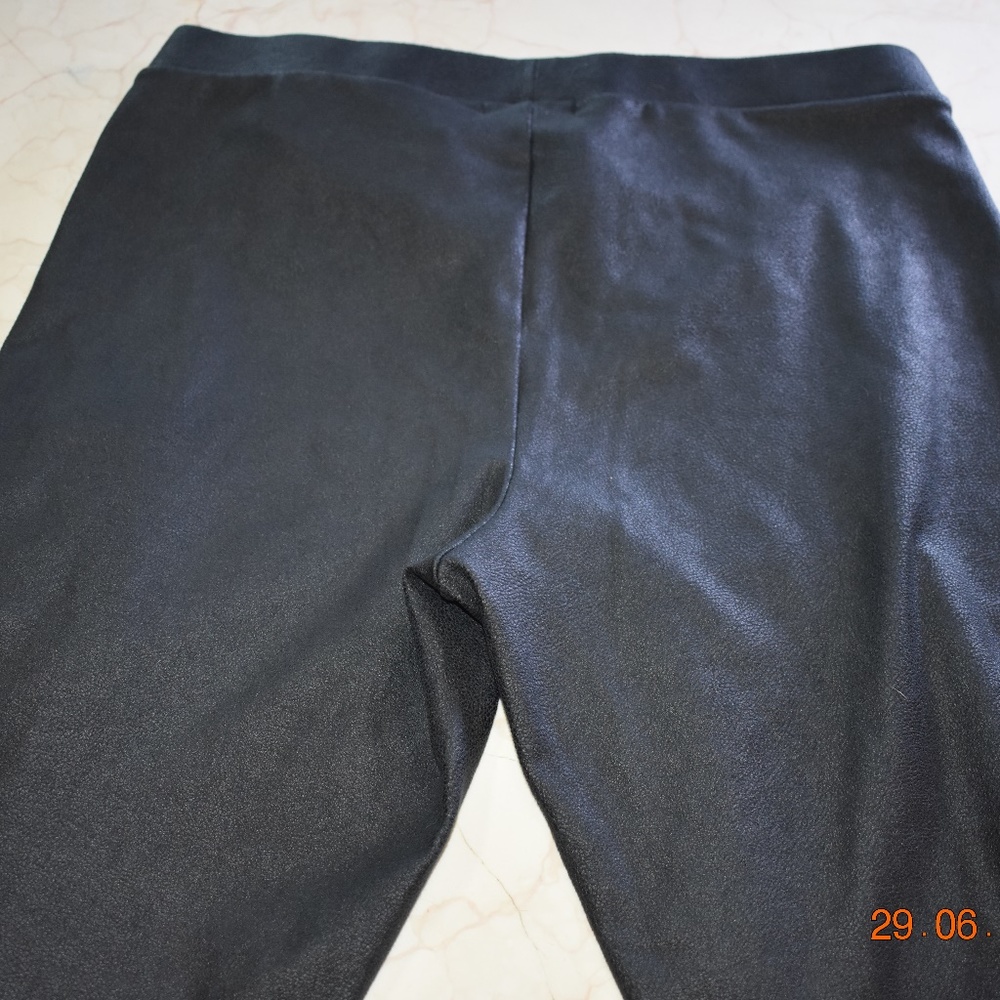 Trouve Faux Suede Leggings